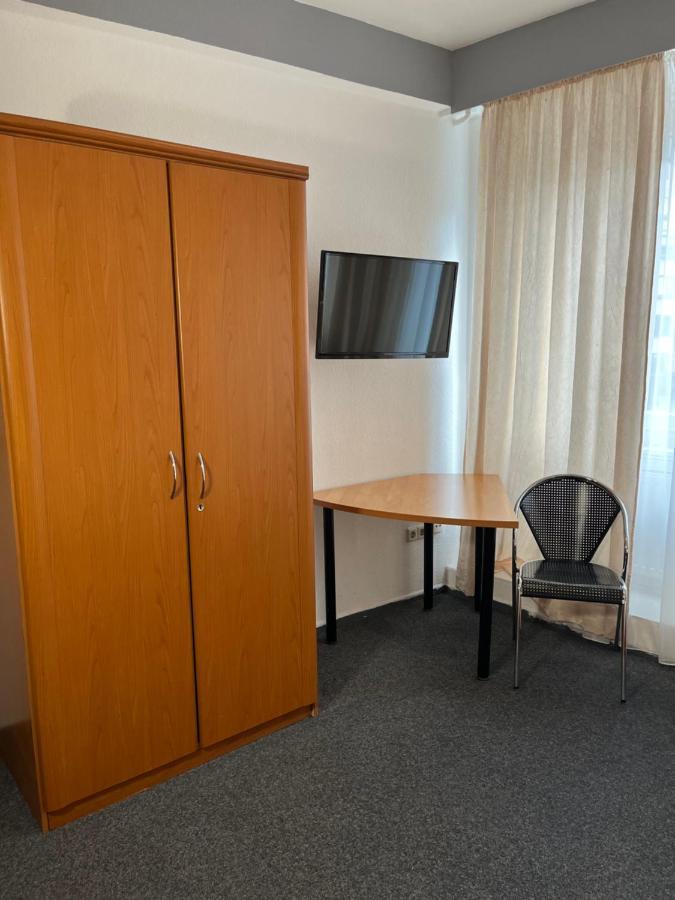 Hotel Schwarzer Baer Hannover Exterior photo